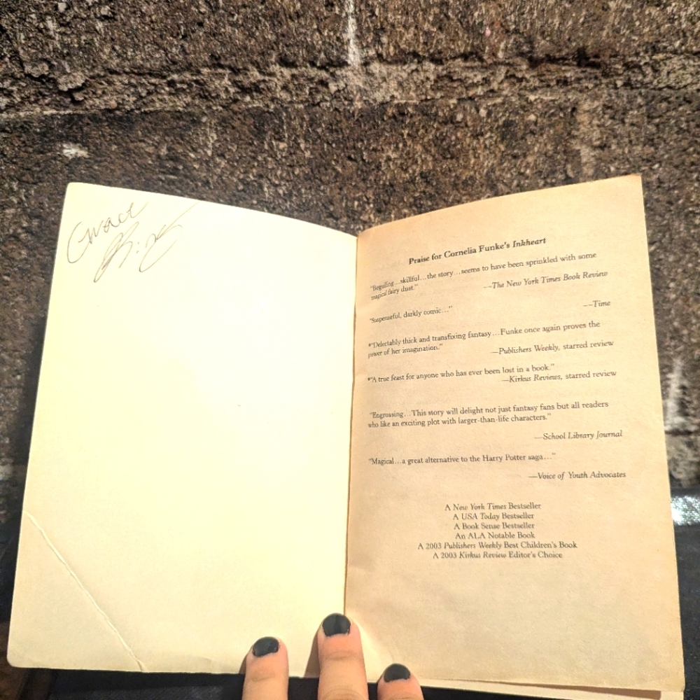 Inkheart + Inkspell book bundle - Picture 3 of 4